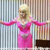 Dolly Parton performing at the Seminole Hard Rock Hotel | Picture 106166